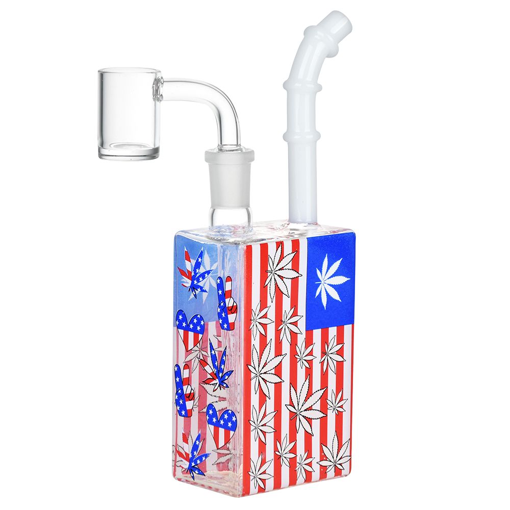 Patriotic Leaf Juice Box Glass Dab Rig – 7.5″ / 14mm F