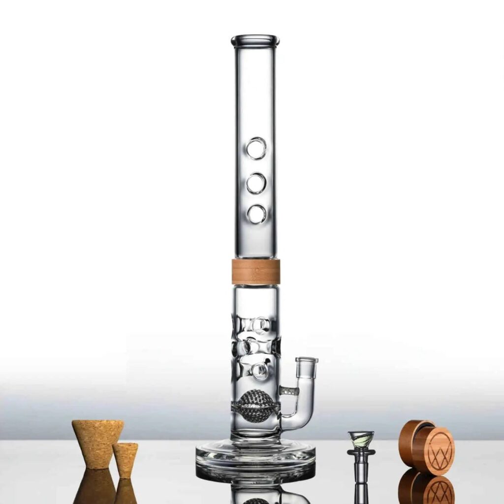 Vitae Glass 18″Swiss Sphere + Trio Origin Bong