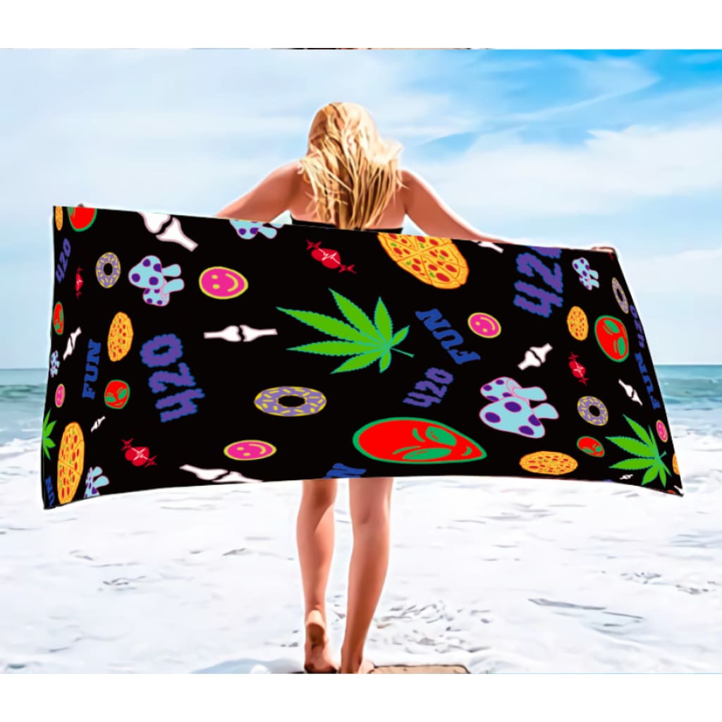 Extraterrestrial Alien Leaf Beach Towel for Cosmic Comfort