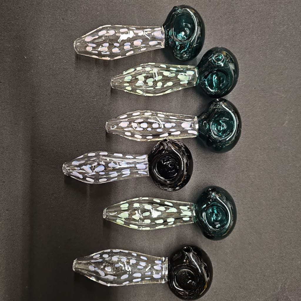Borosilicate Glass Spoon Pipe for a Superior Smoking Experience – Spoon