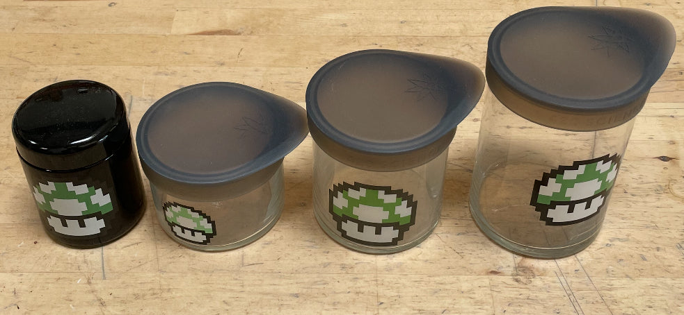 420 Science Mushroom Head Glass Jar Collection - 48 Pack