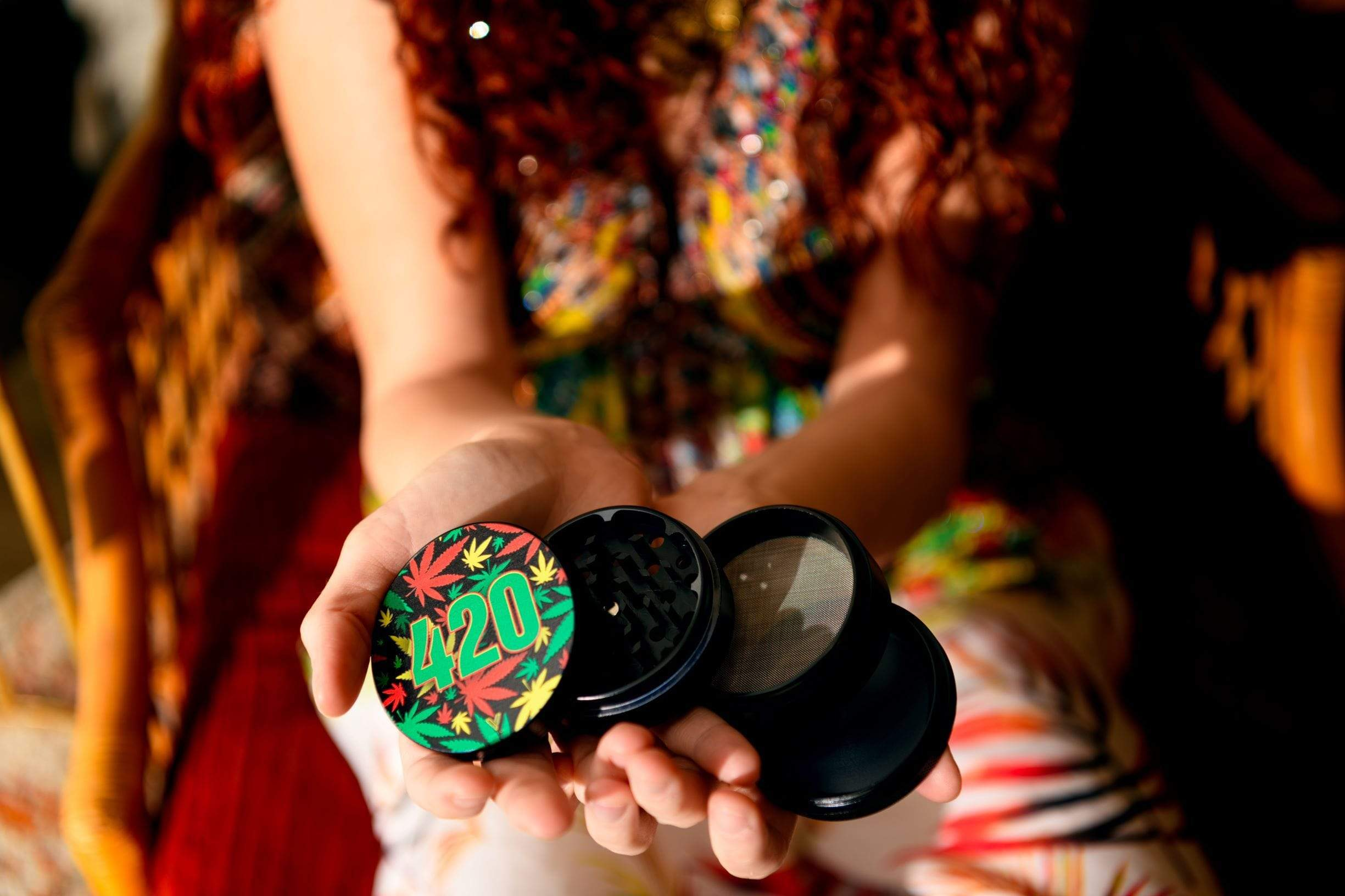 420 Rasta 4-Piece SharpShred Grinder - Image 3