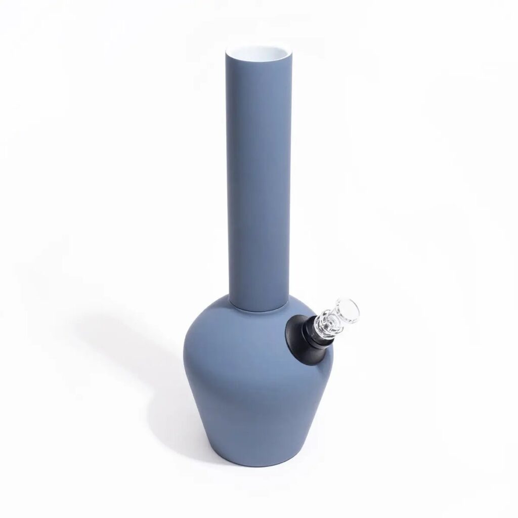 Chill – Limited Edition – Steel Blue Rubberized Bong