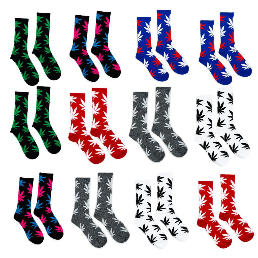 Distinctive Leaf Print Socks – Bulk 12-Pair Pack